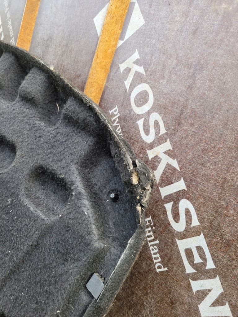 фото №16, Seat leon ii полка багажника задняя повреждённая