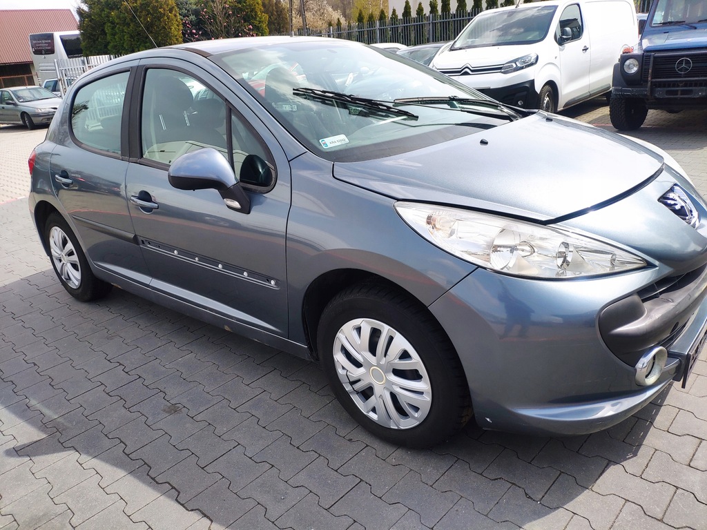 фото №1, Peugeot 207 ezw двері перед праве 5d