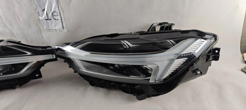 Volvo xc60 full led ліва праві фара фара ліва правий Зі Шроту