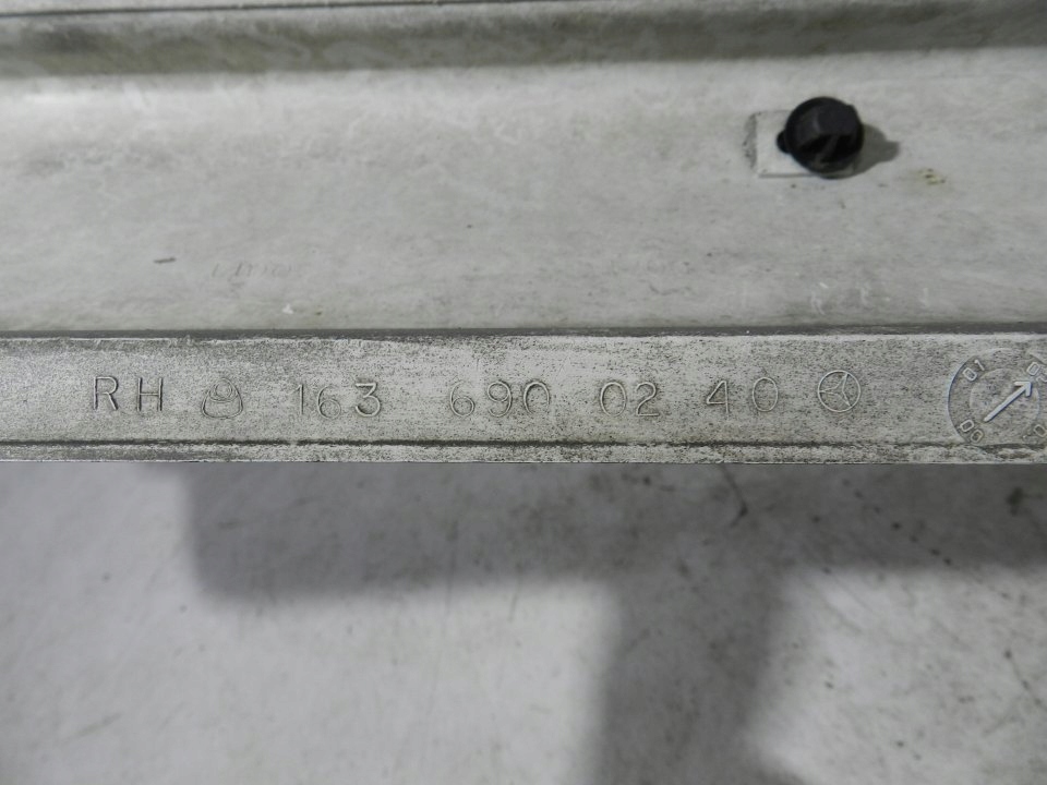 фото №9, Молдинг накладка поріг права ml w163 1636900240