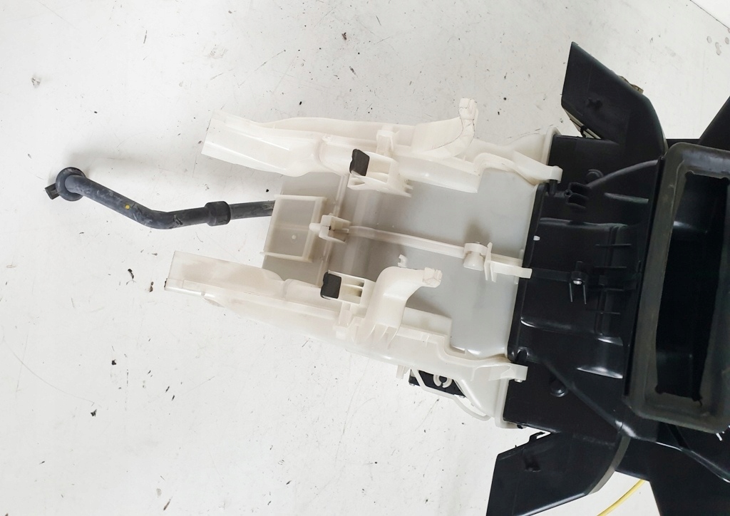 фото №6, Mercedes a180 w169 ii 07r отопитель