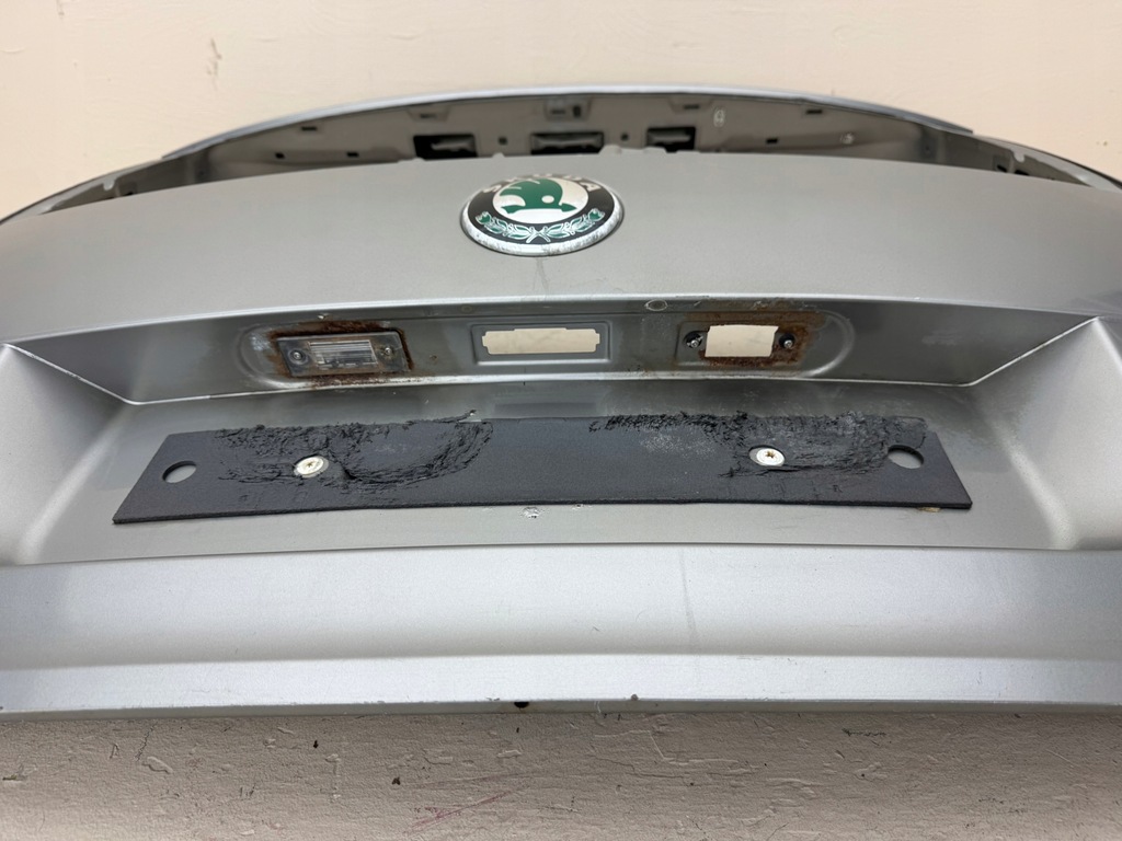 фото №10, Skoda yeti 09-12r кришка багажника кришка багажника задня задня 5l6827159