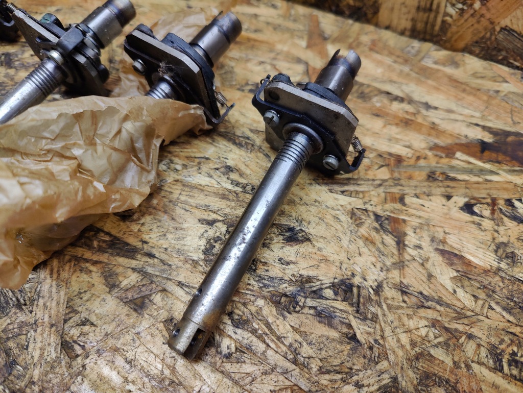 фото №8, Вал oś апарата запалювання warszawa żuk nysa