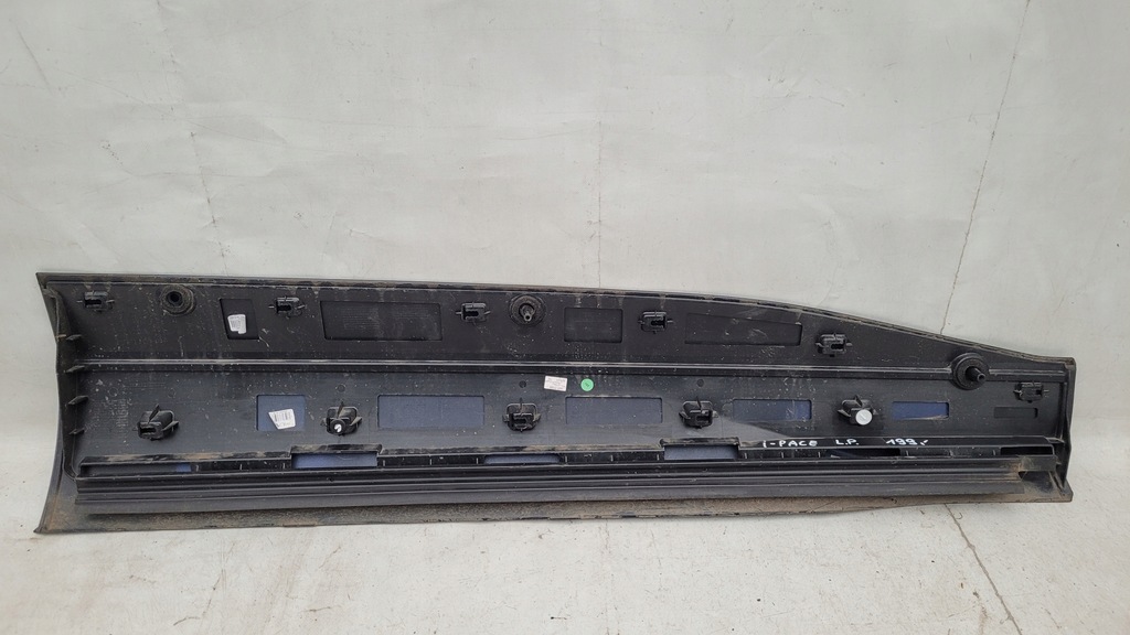 фото №2, Jaguar i-pace молдинг двері ліва перед