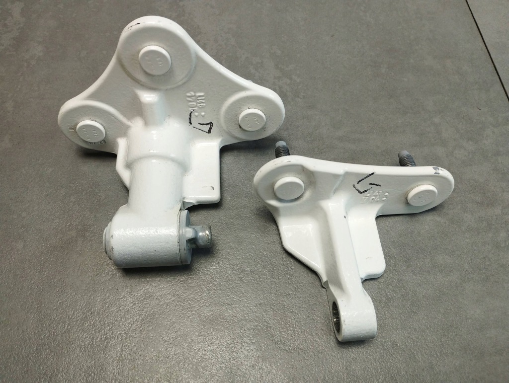 фото №1, Mercedes-benz gle w166 петлі двері з кузов лівий задня