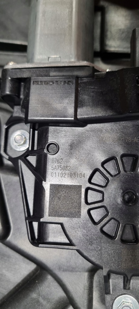 фото №12, Bmw x1 u11 подъемник двигатель моторчик подъёма стекло правый задняя 5a75082