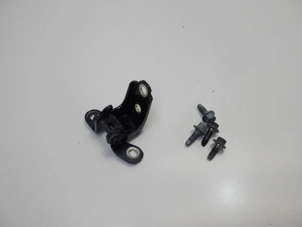 фото №1, Honda jazz v 2021 петля дверь правый задняя нижний