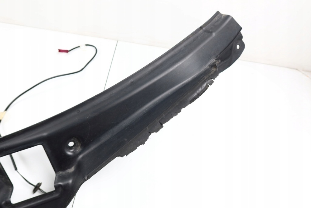 фото №9, Mercedes w164 x164 gl молдинг стойка багажника 1646900327 датчик крышки левая