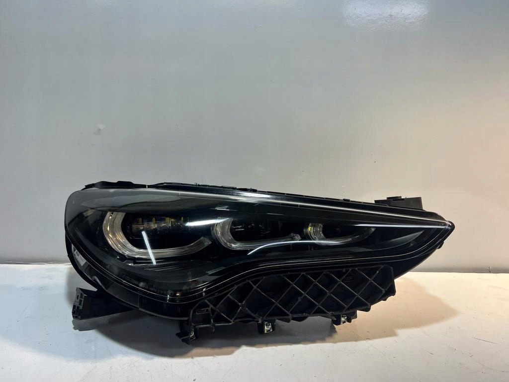 Alfa romeo stelvio рестайлінг  full led фара правий Оригінал