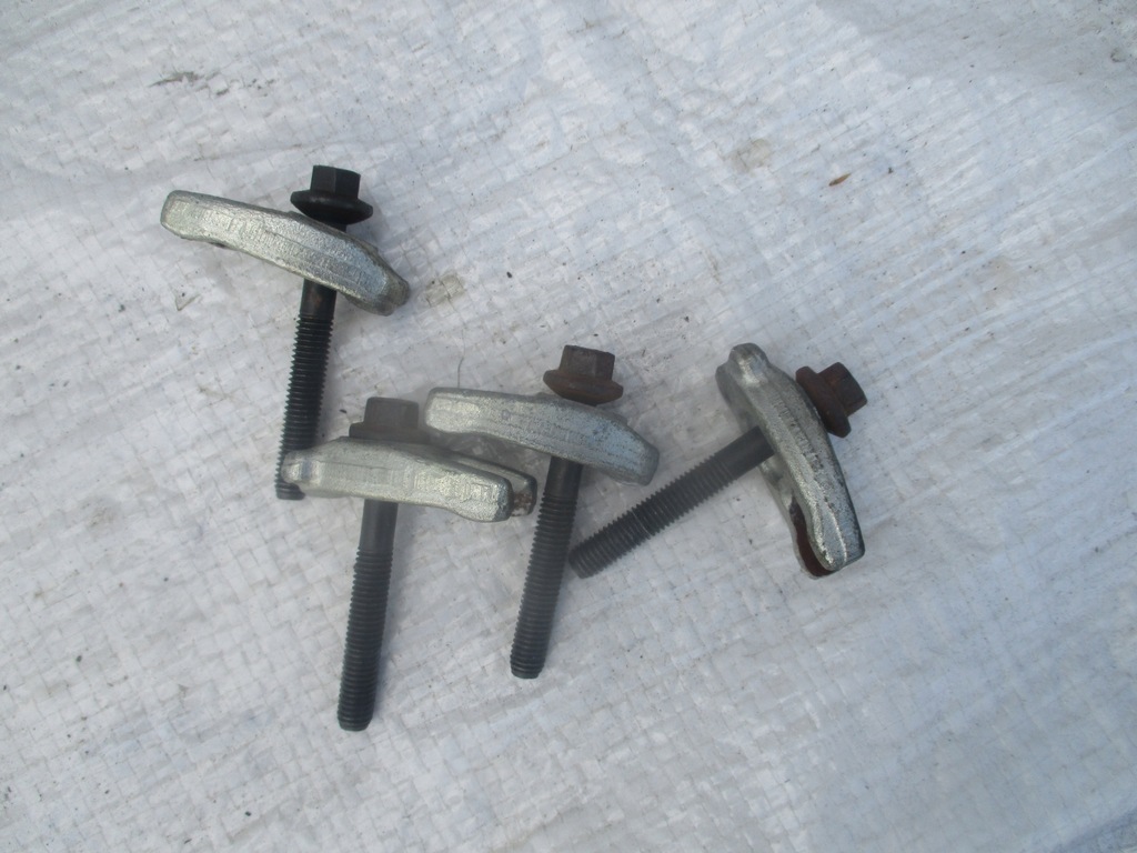 фото №1, Кріплення кронштейн вприску renault nissan dacia 1.5