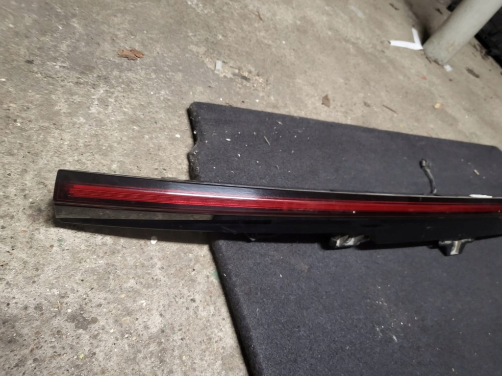 фото №3, Polestar 2 лампа середня задня накладка стоп led