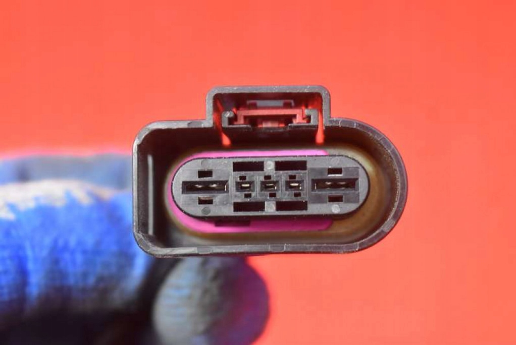 фото №9, Блок управления модуль насоса топлива 1k0906093d audi a3 8p 2.0 tfsi 200 km 04-08