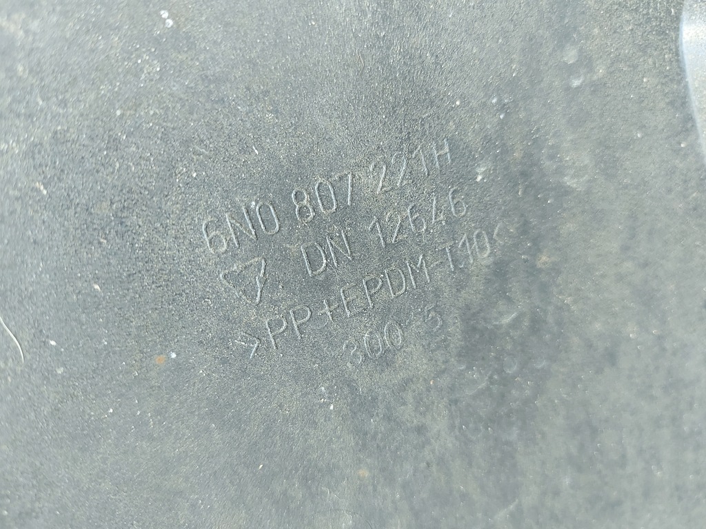 фото №11, Бампер перед vw polo 6n2 nr. 6n0807221h чёрный