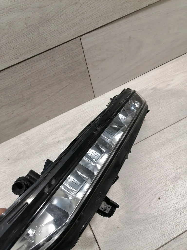 фото №9, Superb 3 lift противотуманная фара правый перед 3v0941700b