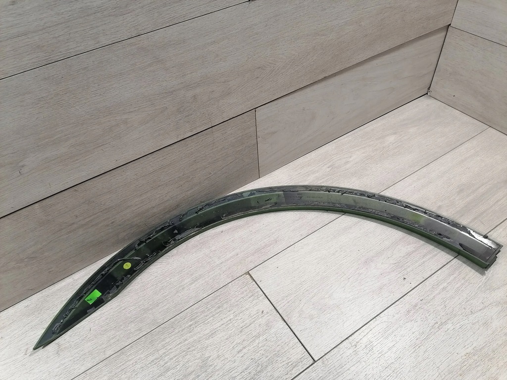 фото №8, Taycan turbo молдинг крыло правый перед 9j0853718c