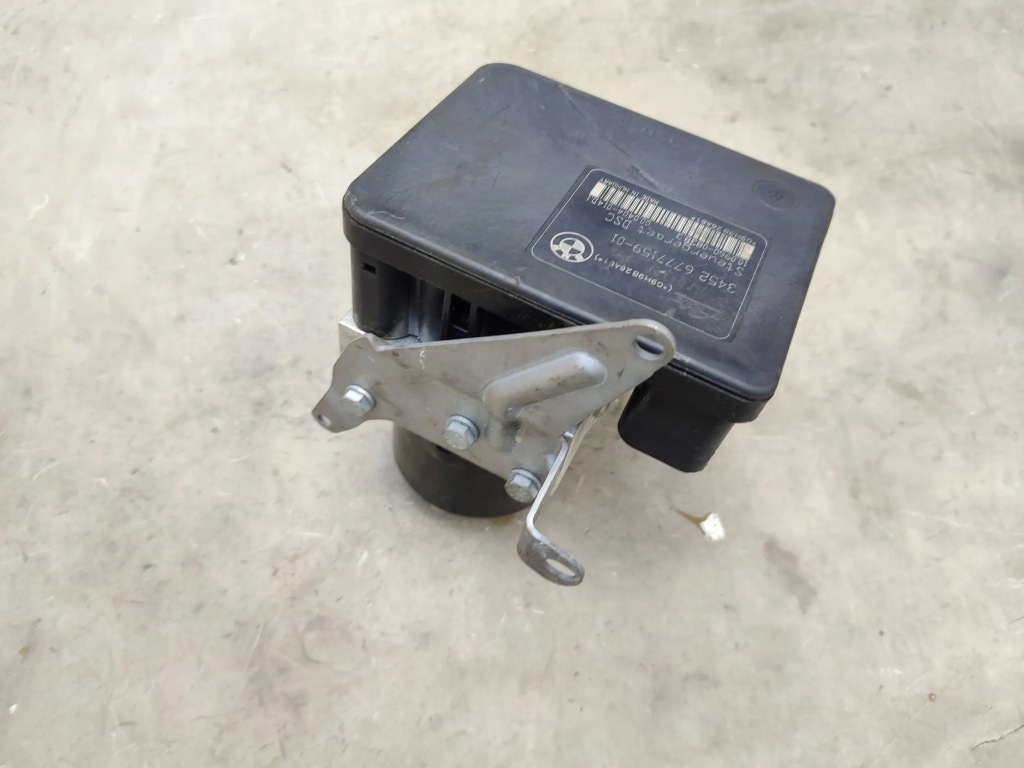 Купити Насос abs dsc блок керування bmw 3 e90 e91 2007 6777158