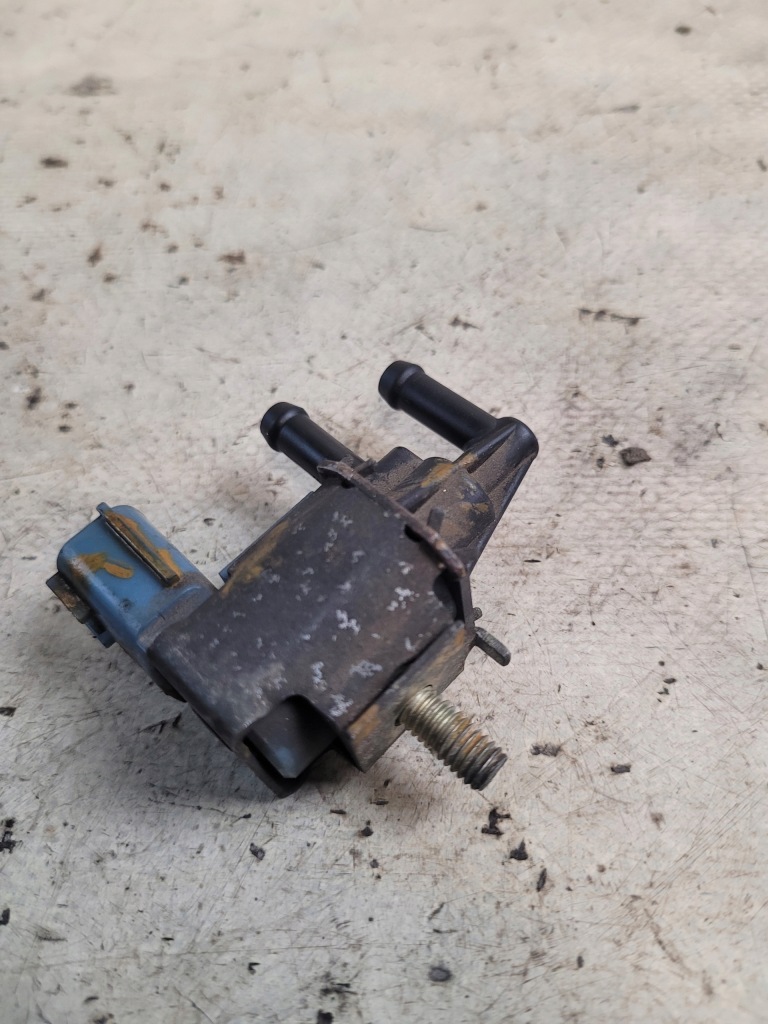 фото №5, Клапан вакуумa оригинальный номер fdbd100 nissan primera p12 1.8b