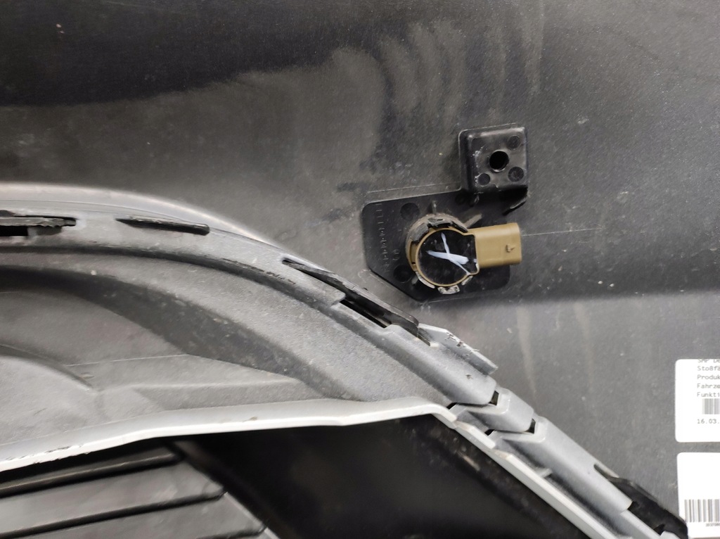 фото №14, Бампер задняя porsche taycan карбон 9j1807521a 9j1962253b + датчик открывания