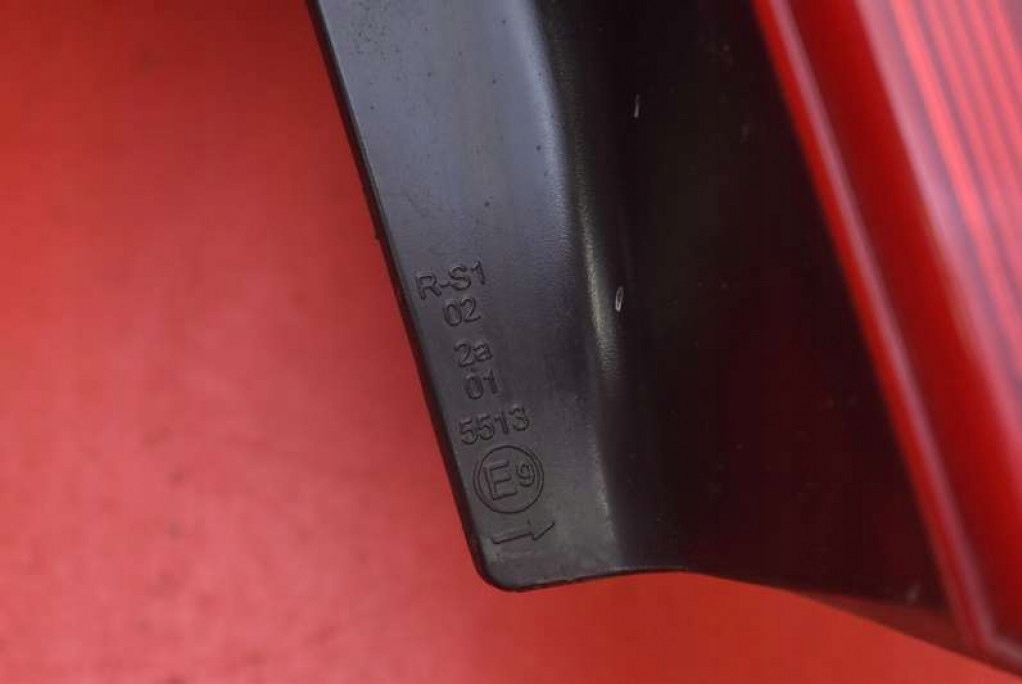 фото №8, Лампа права задня задня 27460202 fiat grande punto 3d 05-10