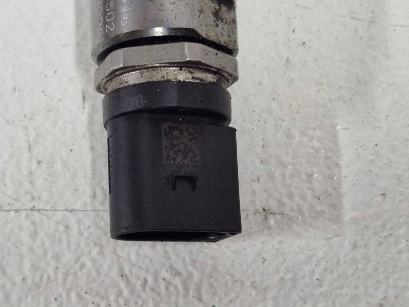 Купити Toyota avensis t27 t29 1.6 d молдинг упорскування регулятор тиску пального