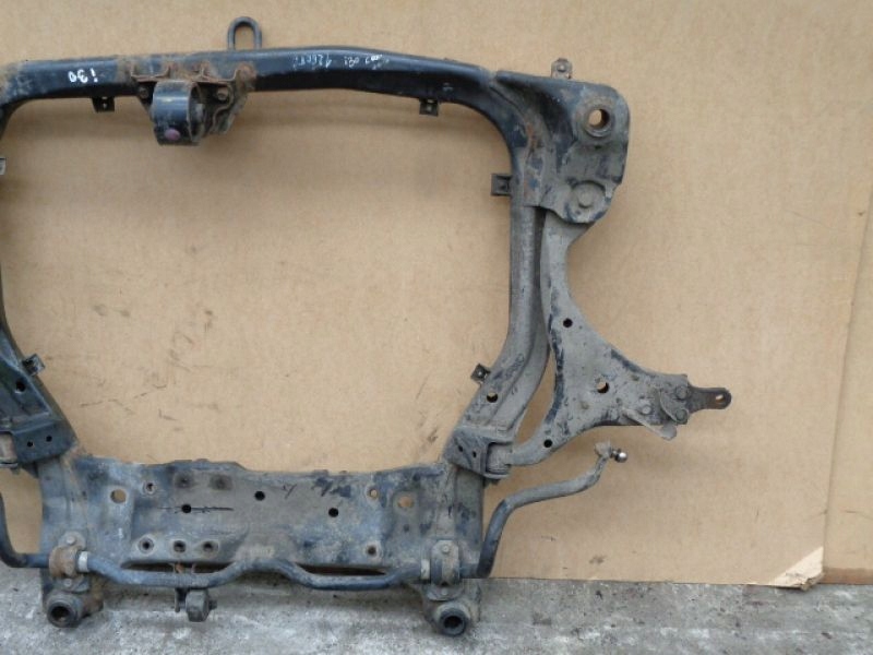 фото №7, Hyundai i30 i балка підрамник підрамник важелі перед 1,6d