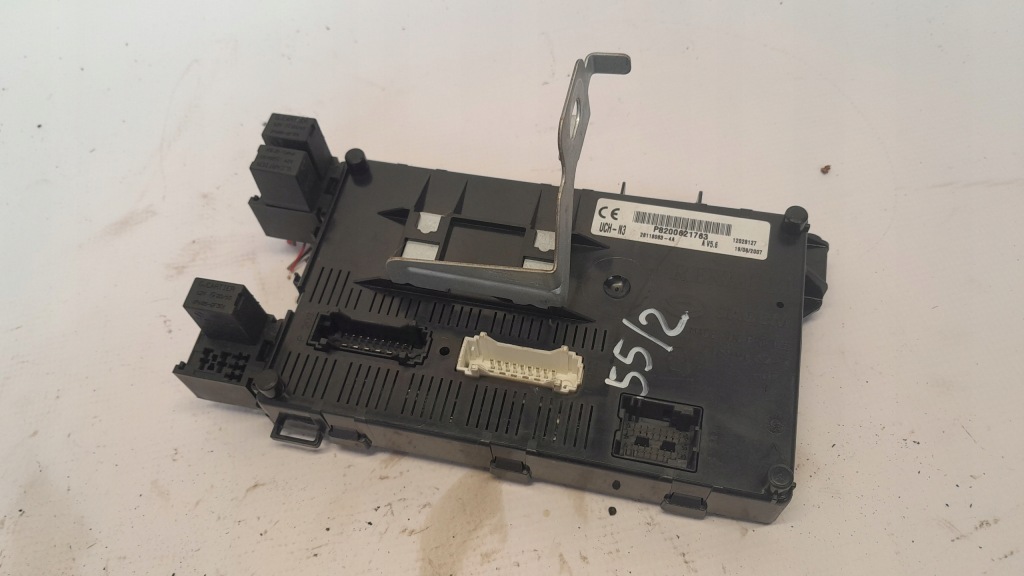 фото №1, Renault clio ii lift коробка модуль uch 8200621763