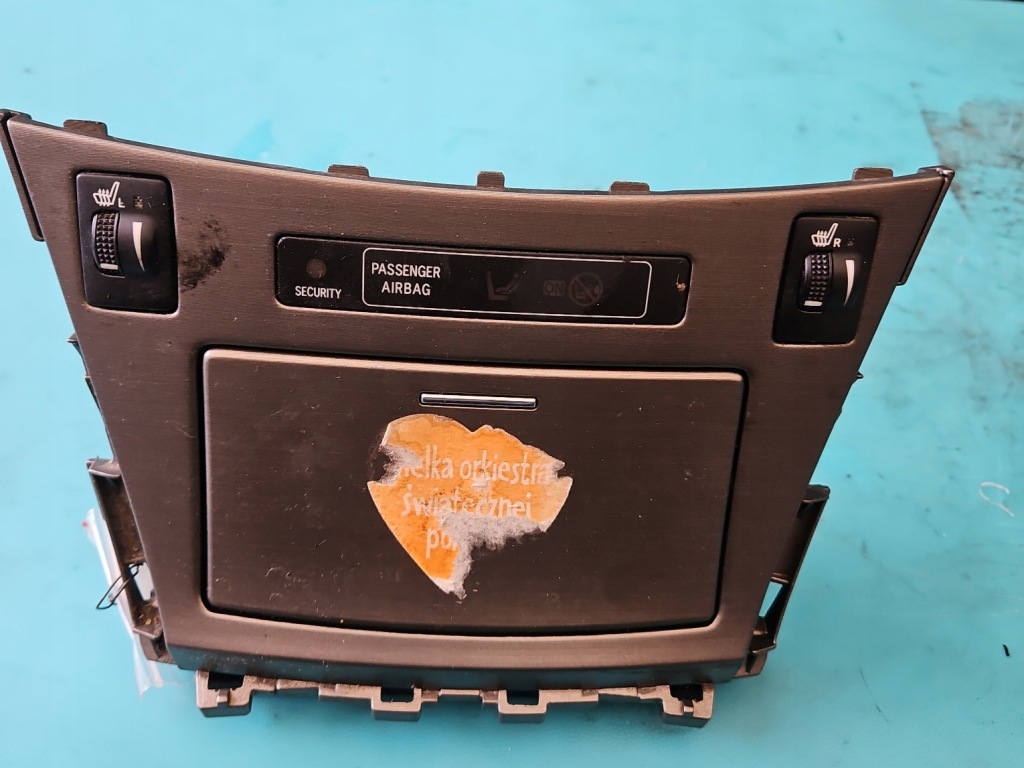 фото №1, Бардачок пасажира toyota avensis iii t27 europa