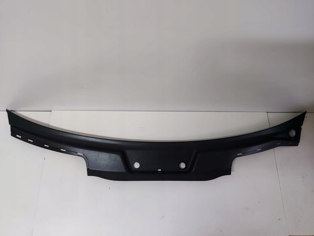 фото №1, Cayenne ii 7p5 жабо пластиковий 7p5819401b