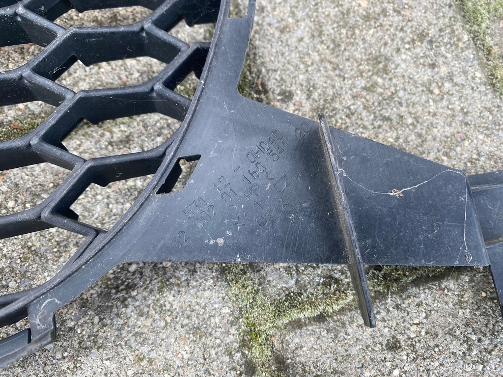 фото №6, Решётка бампера середина перед передняя toyota aygo 531120h040