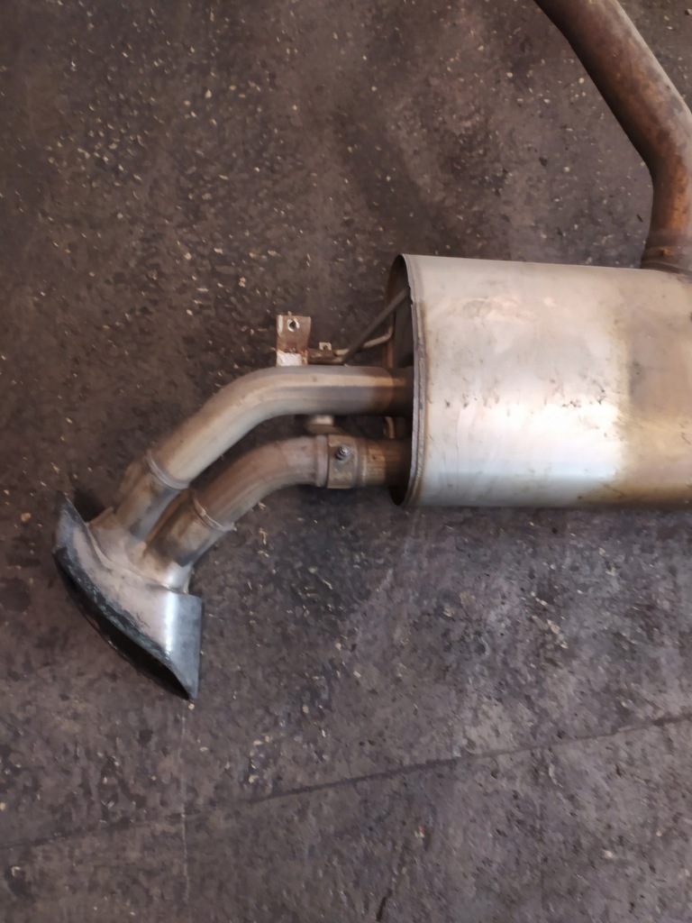 фото №11, Bmw e71 x6 вихлоп гасник 50i v8 n63 7799797 4.4 система випускний