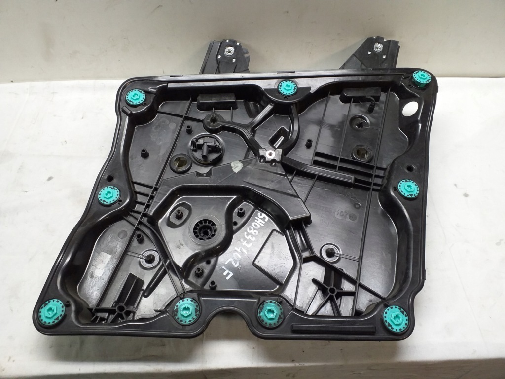 фото №1, Vw golf viii 8 2021 подъемник стекло правый перед