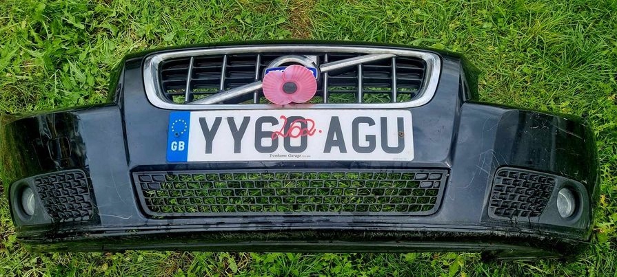 фото №1, Бампер передній перед volvo v70