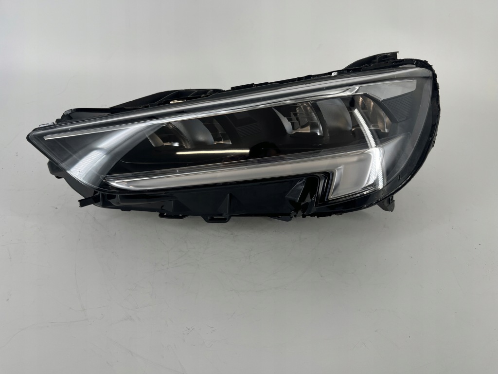 Купити Opel insignia b рестайлінг  full led фара ліва