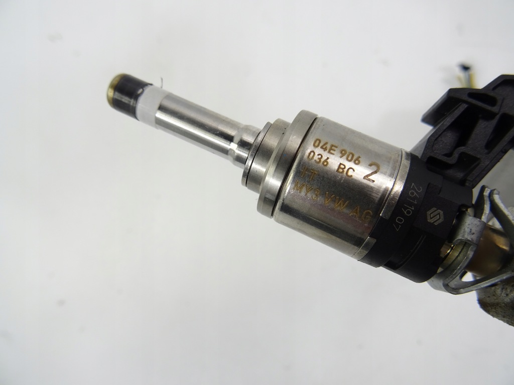 фото №11, Seat arona 1.0 tsi молдинг упорскування форсунки 04c133320g 04e906036bc