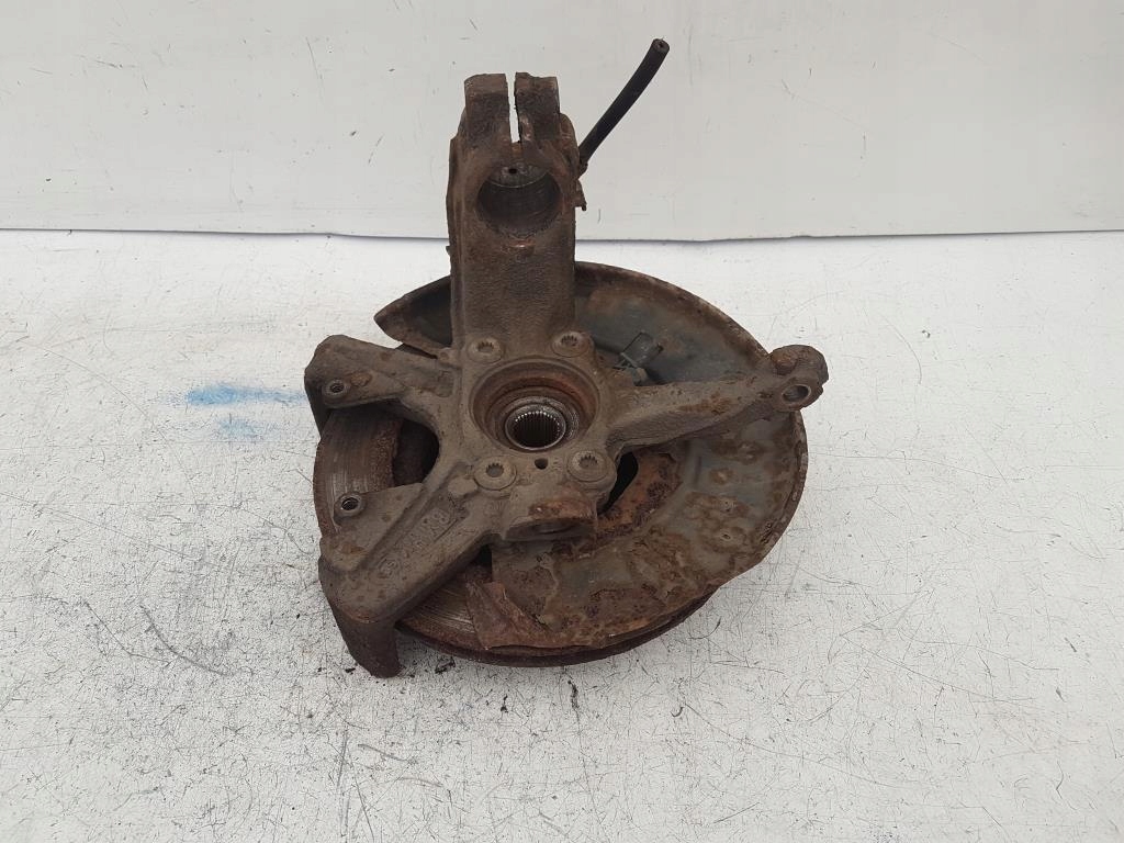 Купить Поворотный кулак ступица правый перед vw golf v 1.4 fsi