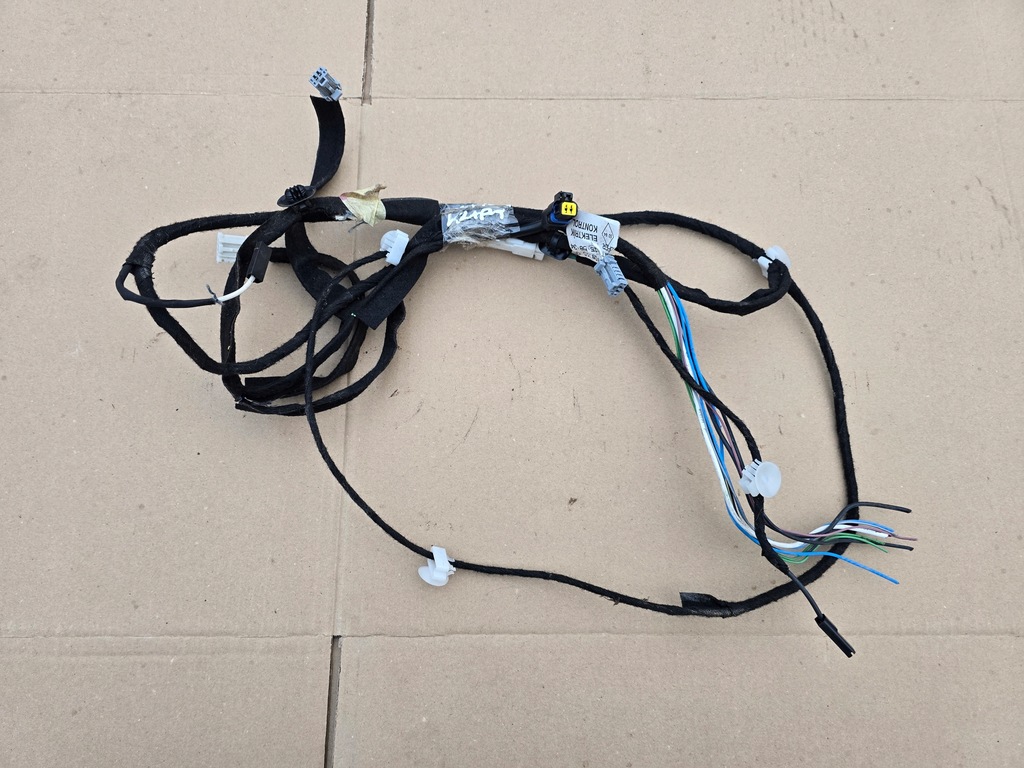 фото №1, Жгут электропроводка крышки багажника renault clio iii kombi 8200589768