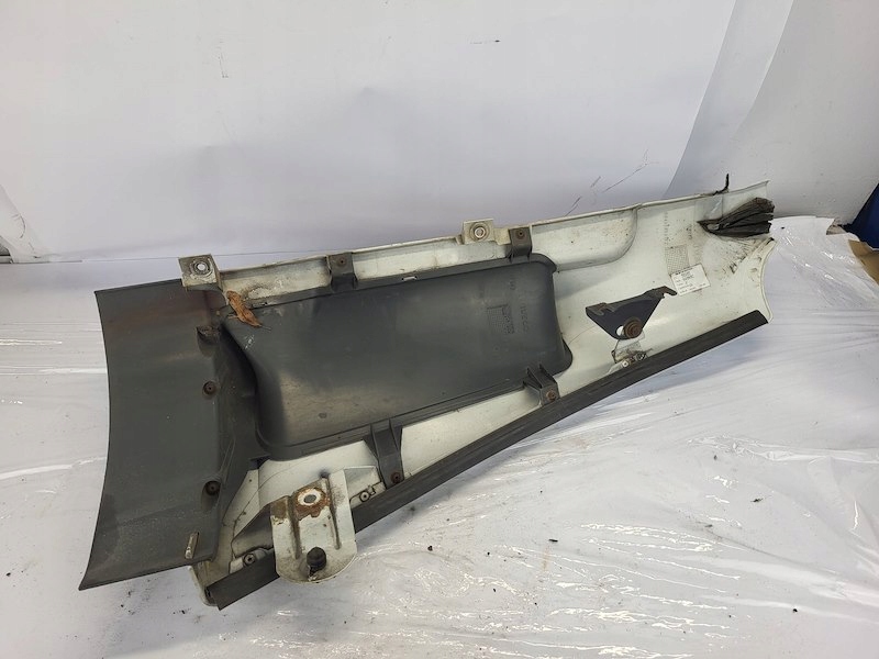 фото №10, Защита стойка уголок дефлектор левый кабины iveco eurocargo 2 ii 120e25