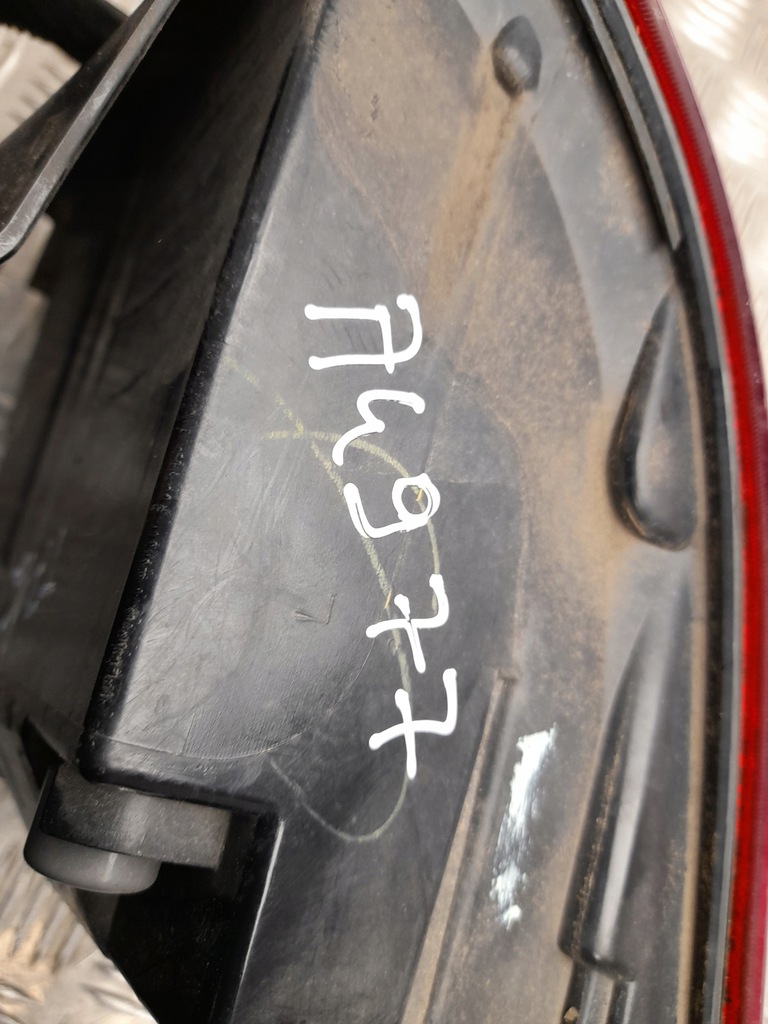 фото №7, Лампы задние jeep grand cherokee iv 2016 с левый p68142941ah