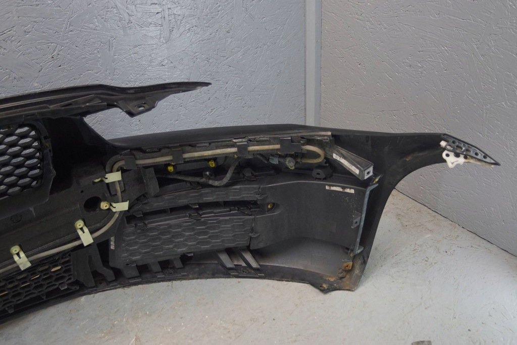 фото №16, Jaguar xe бампер перед z1845