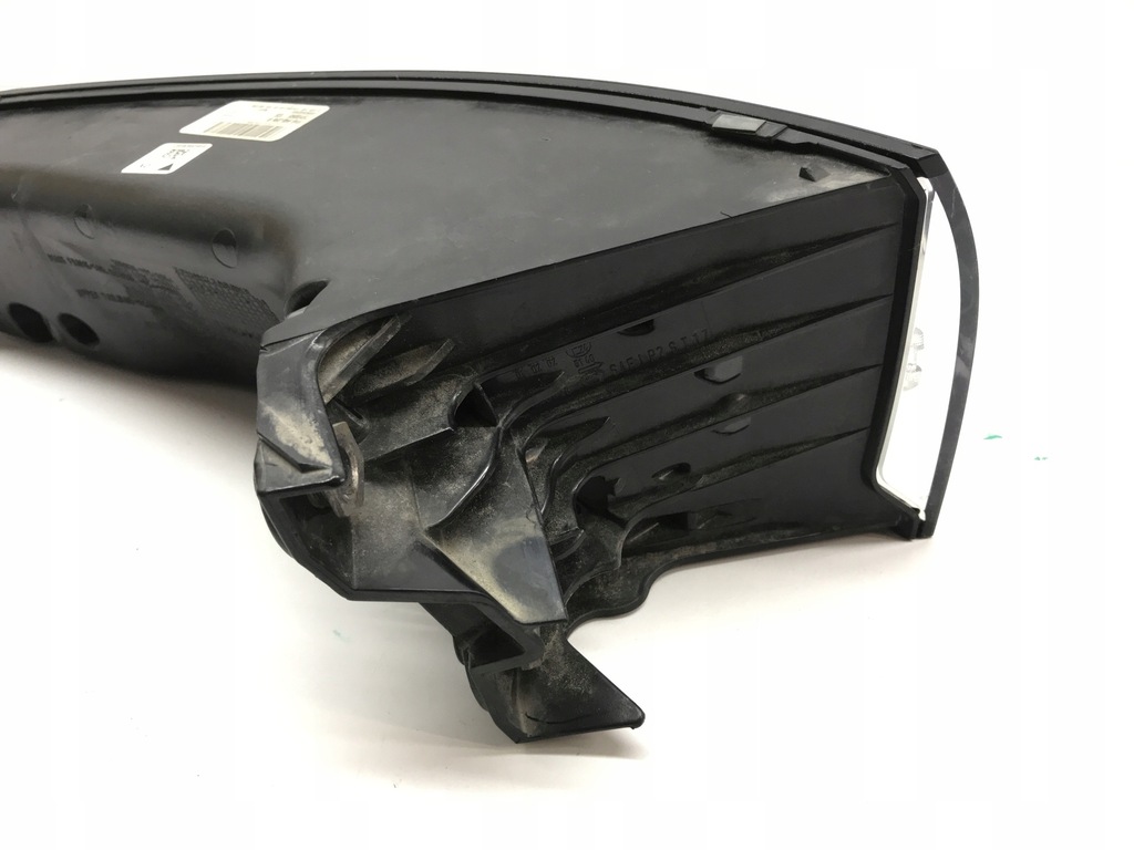 фото №9, Porsche cayenne лампа права задня 9y0945096b