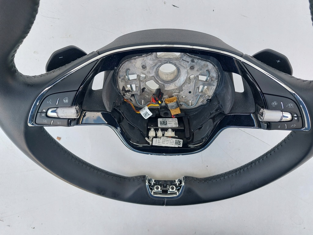 фото №11, Воздуховод кожа подогрев лепестки переключения skoda octavia iv