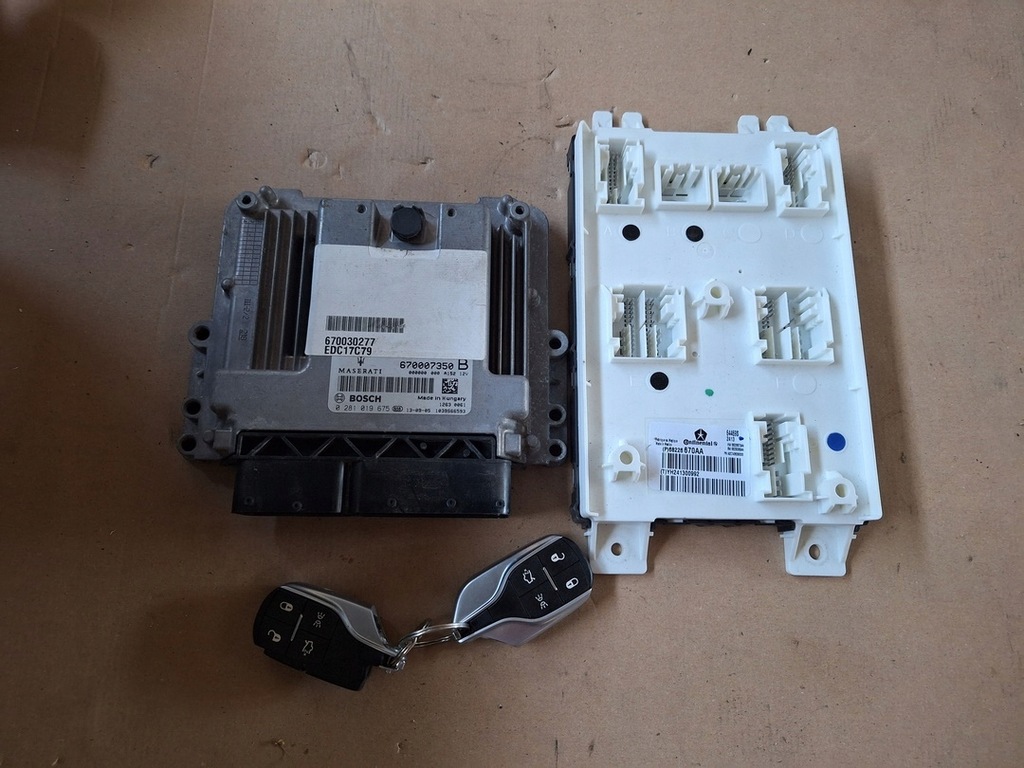 фото №1, Maserati ghibli 3.0d блок керування модуль ecu 2xklucz набір