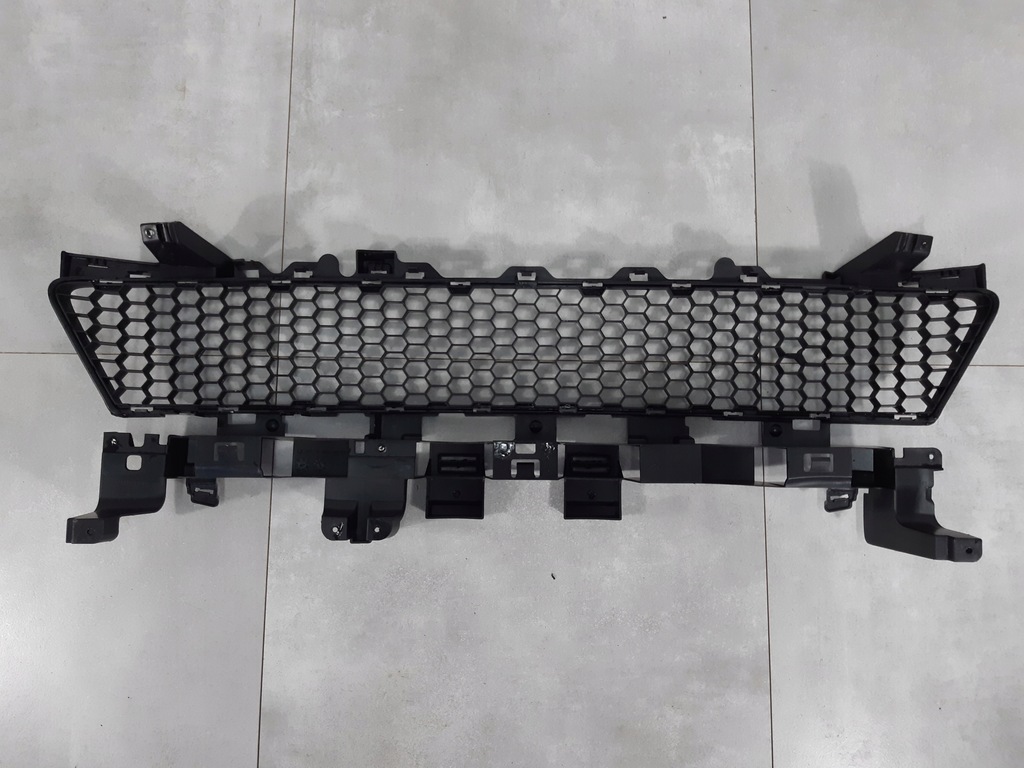 фото №9, Dacia sandero ii logan ii решітка середня бампера перед 622540565r