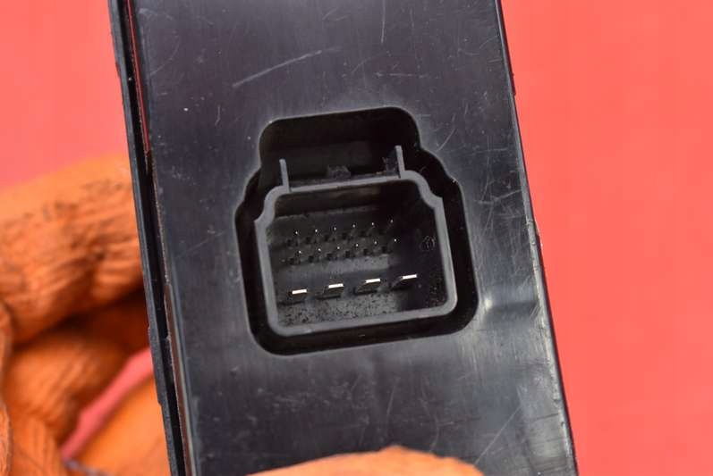 фото №9, Панель керування вікон eu 93570-4d220ks kia carnival 2 ii 06-10