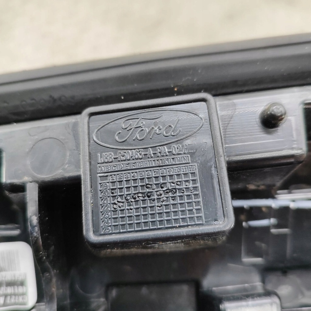 фото №5, Ford mustang mach-e 2023 ліва сторона молдинг дахова