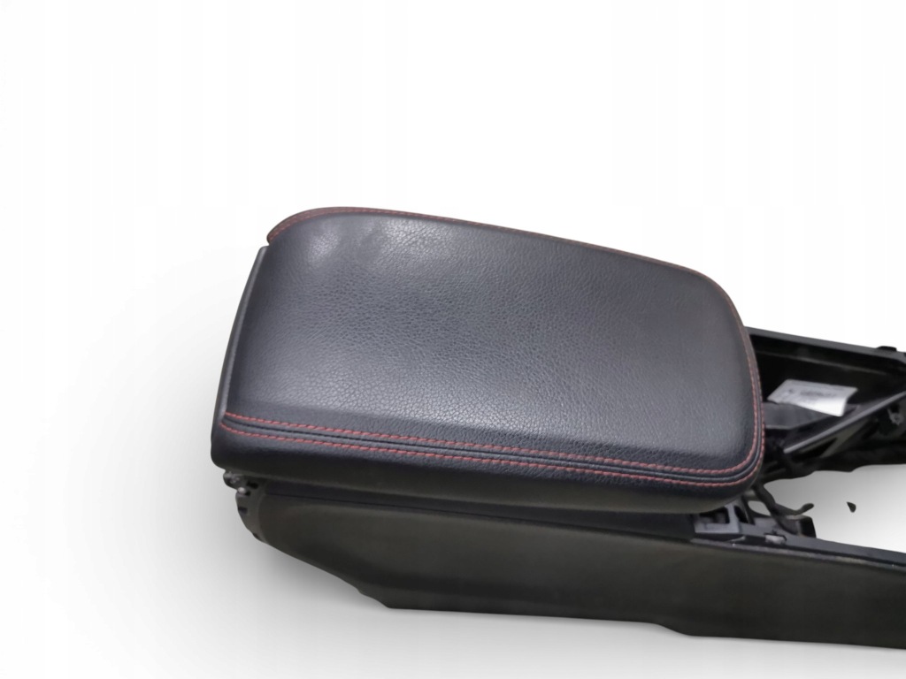 фото №5, Підлокітник тунель середній aux usb mercedes w176 w117 amg a1766800800