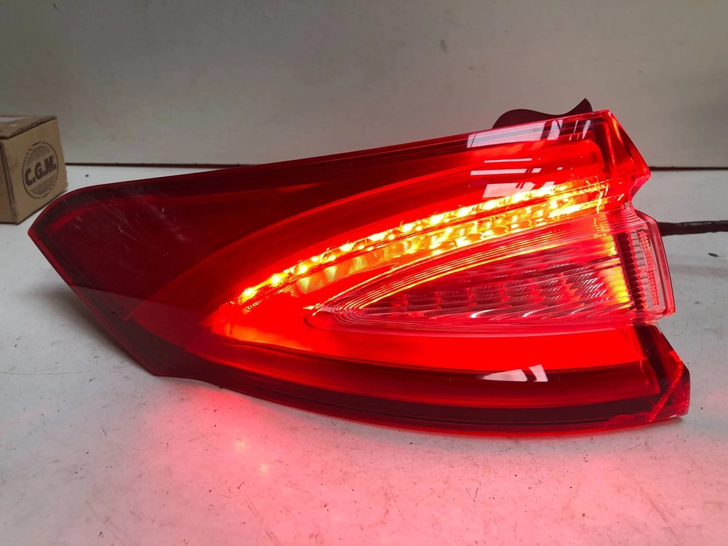 фото №10, Лампа задняя левый maserati levante 2019