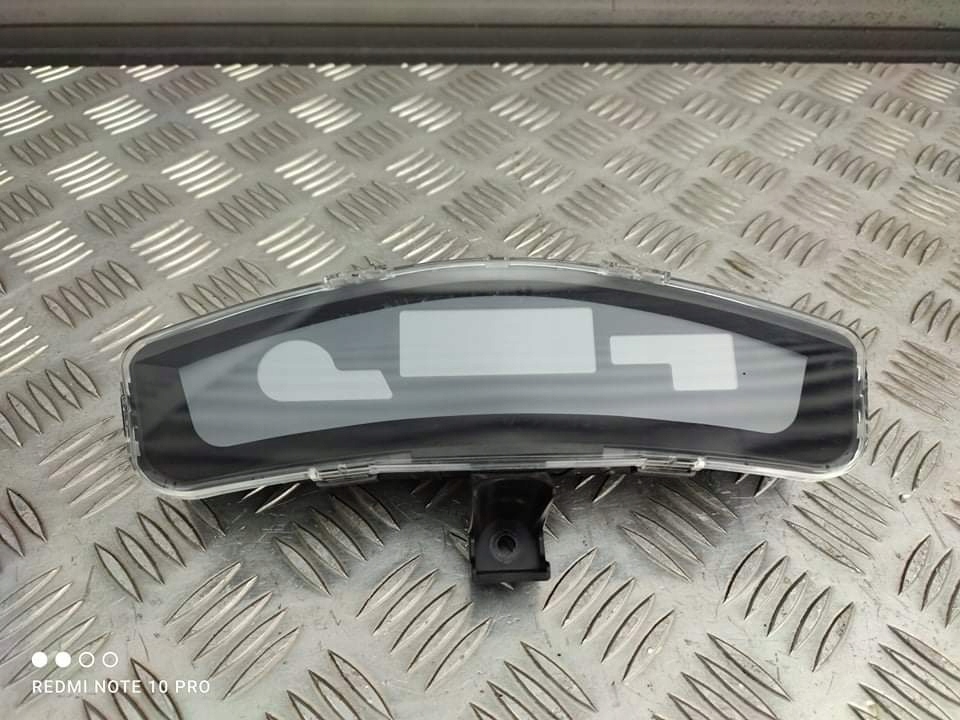 фото №1, Nissan leaf i дисплей