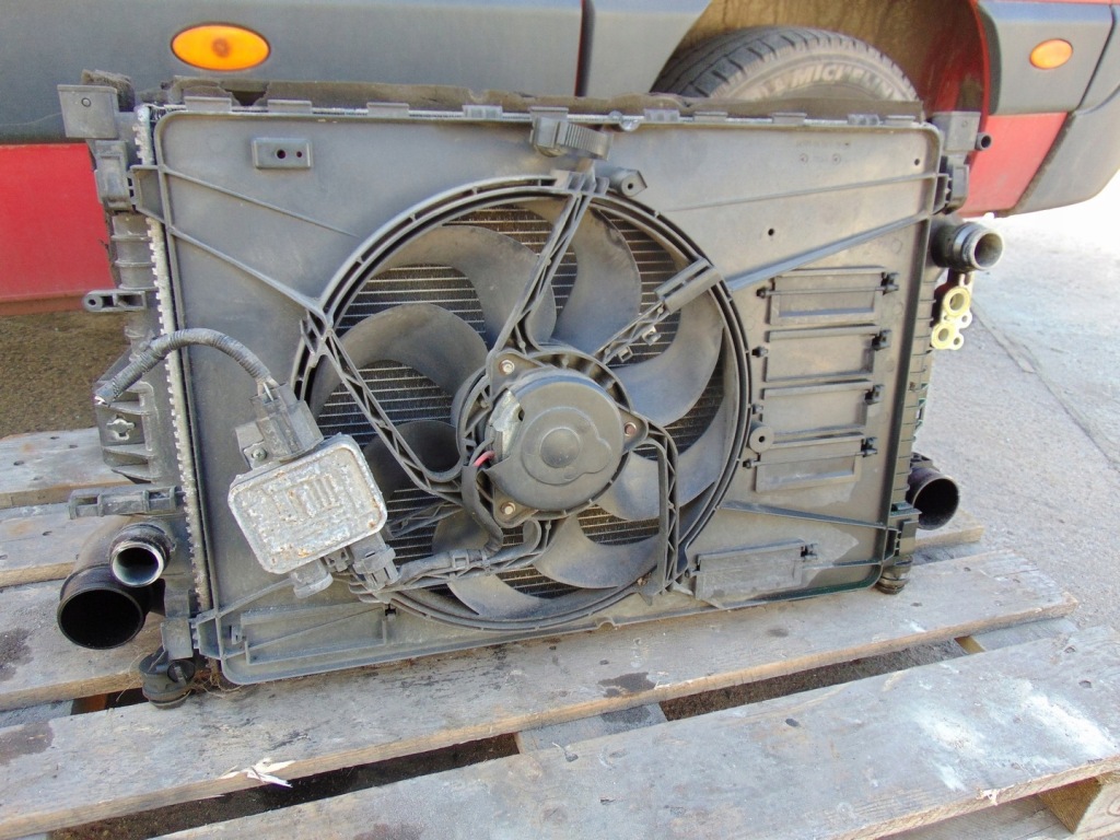 Комплект радиатор вентилятор ford s-max mk1 2.2 tdci 175km механическая коробка передач с Разборки