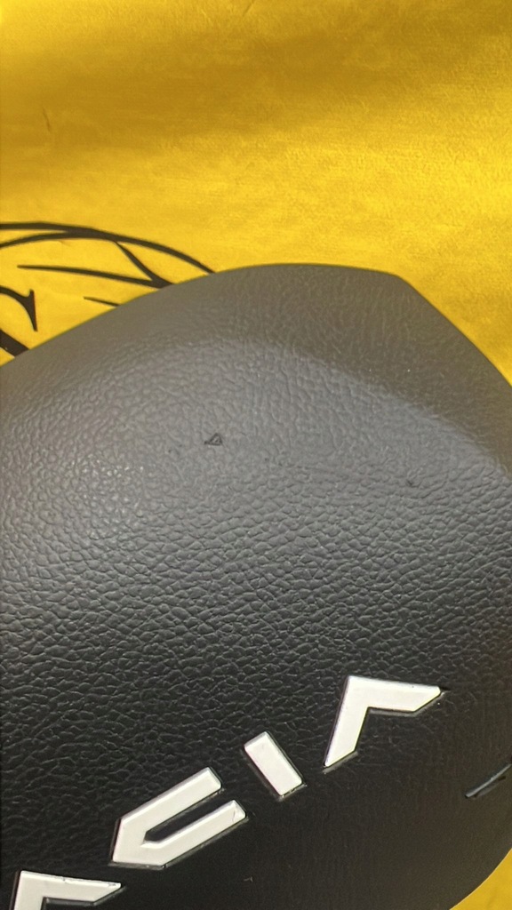 фото №14, Панель приладів приладова панель приладів 2x подушка безпеки подушка водія dacia sandero iii 2023